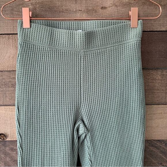 Aerie Women's Waffle High Waisted Flare Pant Lounge Leggings Olive Fun Green - Picture 5 of 10
